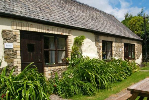 Forge Cottage Merton  외부 사진